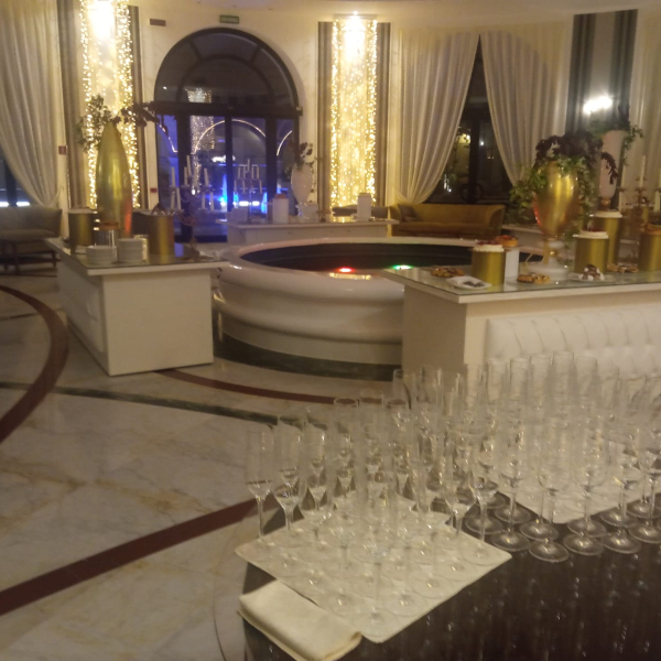 Aperitivo nella hall